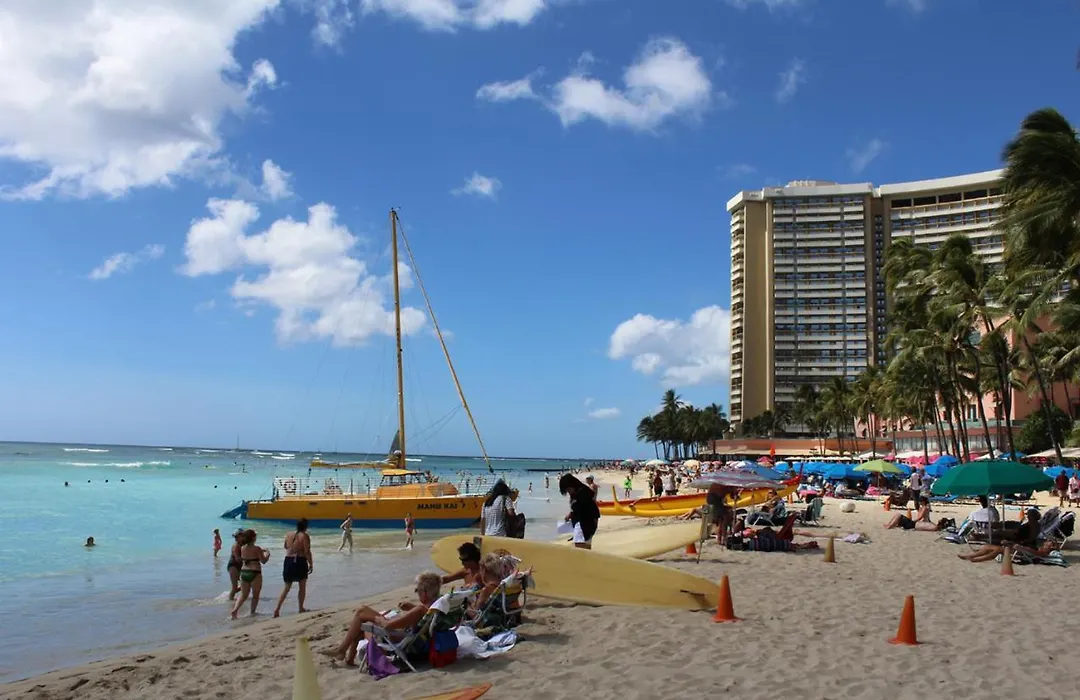 Aloha Suites Waikiki-1