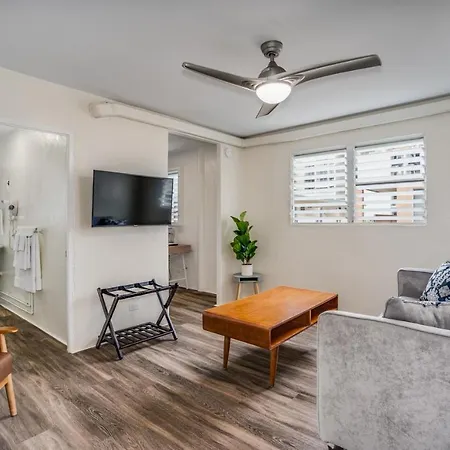 Aloha Suites Waikiki-3