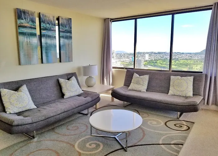 Vacation Rental Studios At Hawaiian Monarch Honolulu
